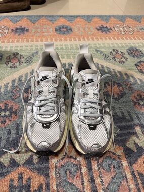 Nike White and Silver Low-Top Sneakers